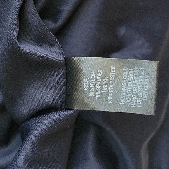 EUC Lulu's Navy Lace Dress - Picture 9 of 12